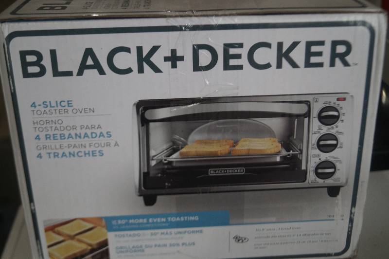 lot 19 image: Toaster Oven