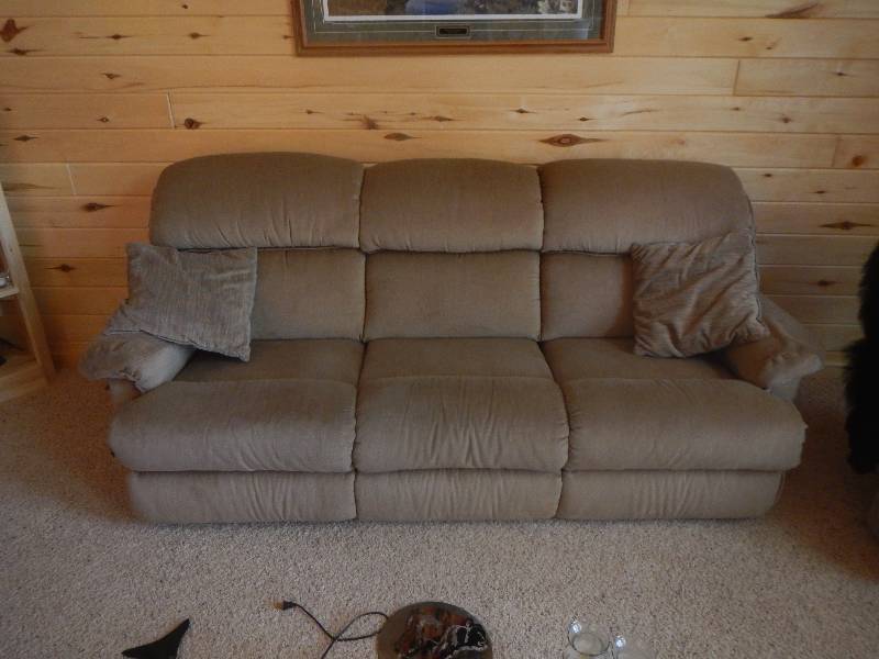 lot 9 image: Couch with Double Recliner