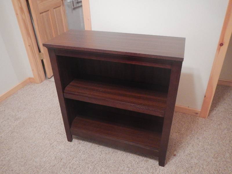 lot 16 image: Bookshelf