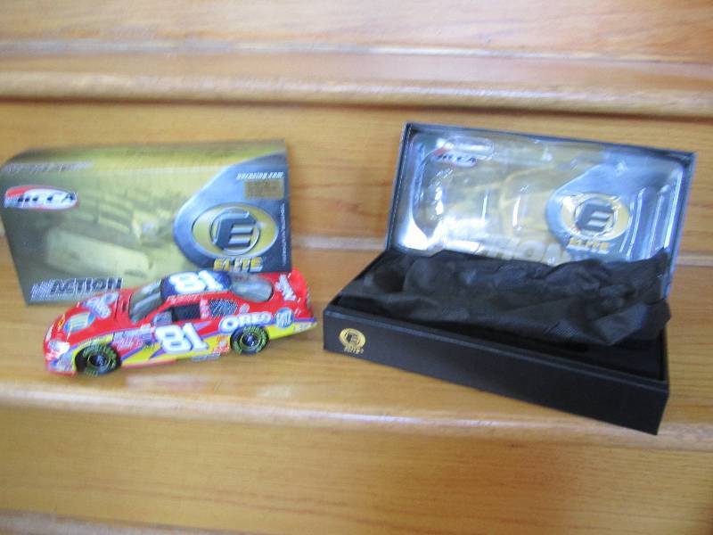 lot 11 image: Dale Earnhardt Jr. #81 OREO Ritz 2...