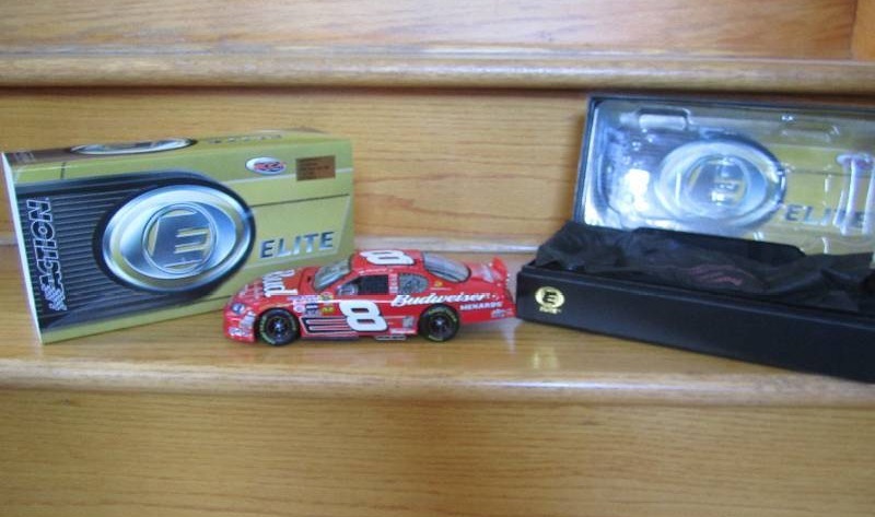 lot 13 image: Dale Earnhardt Jr. #8 Budweiser 200...