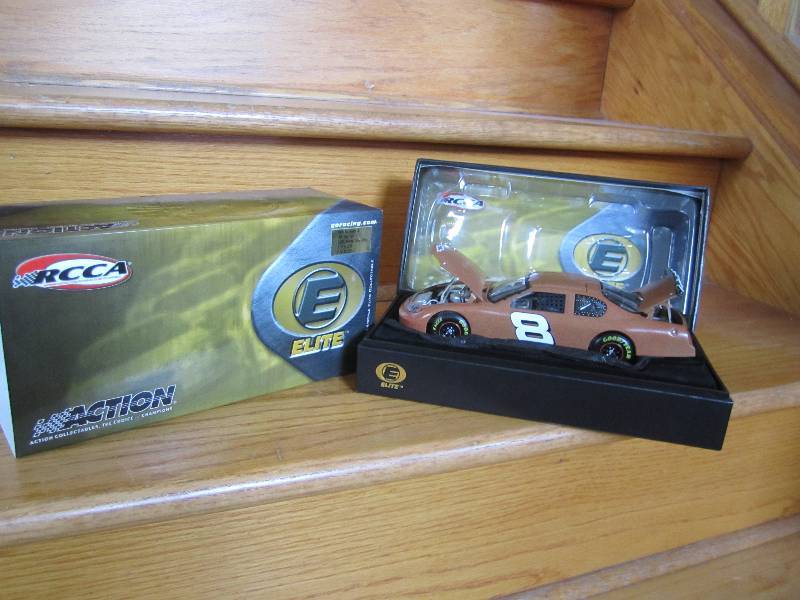 lot 33 image: Dale Earnhardt Jr. #8 Test Car 2004...