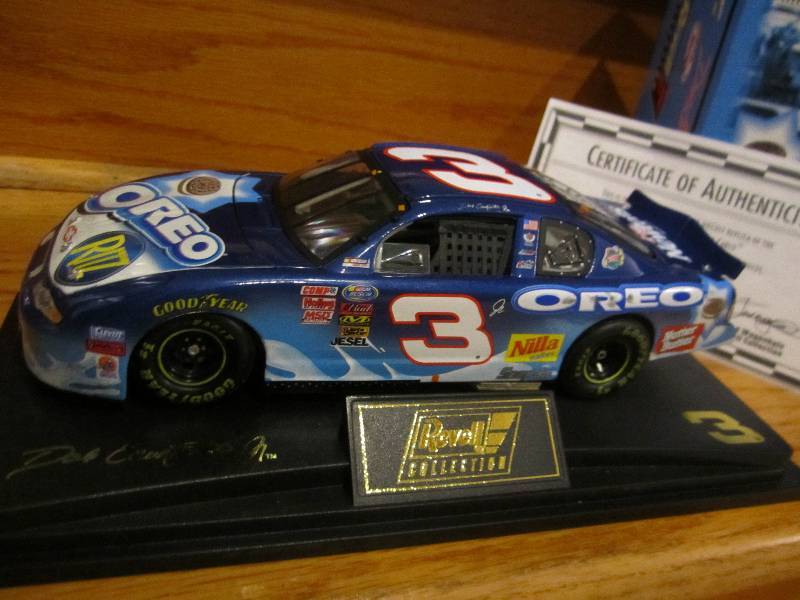 lot 80 image: Dale Earnhardt Jr. 2002 Oreo Chevro...