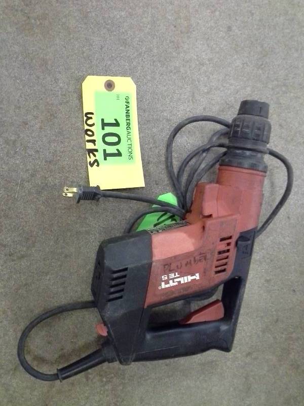 lot 101 image: (1) Hilti TE-5 Rotary Hammer Drill