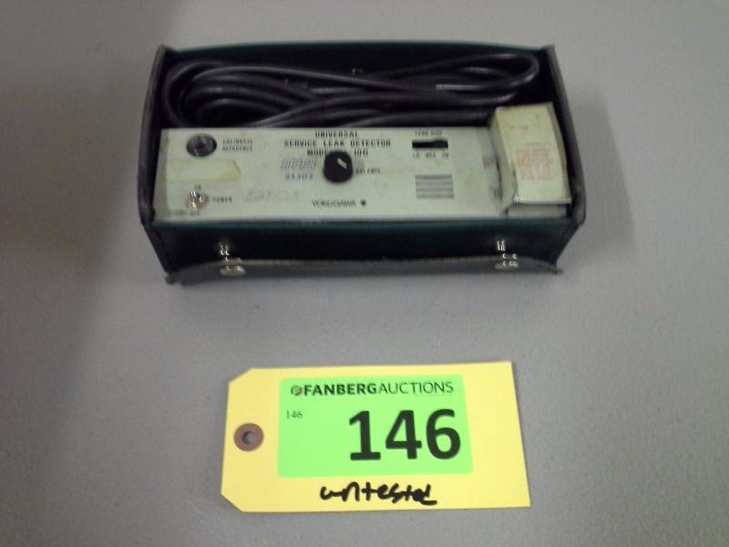 lot 146 image: (1) Yokogawa Universal Leak Detector