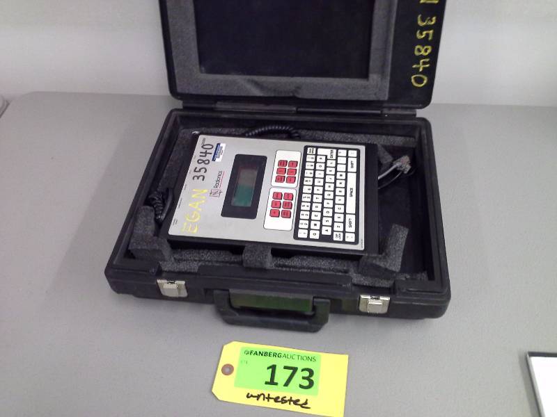 lot 173 image: (1) Radionics D5200 Programmer