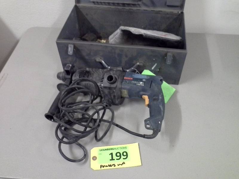 lot 199 image: (1) Bosch BullDog 11221DVS Rotary Hammer