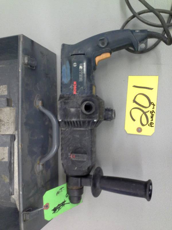 lot 201 image: (1) Bosch BullDog 11221DVS Rotary Hammer