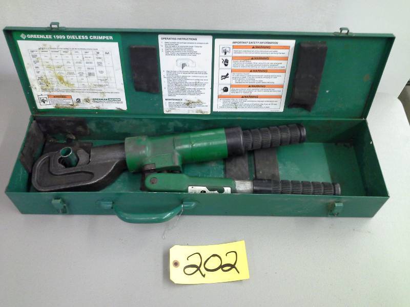 lot 202 image: Greenlee 1989 Dieless Crimper