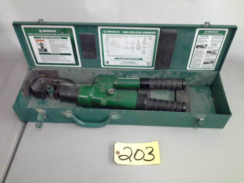 lot 203 image: Greenlee 1989 Dieless Crimper