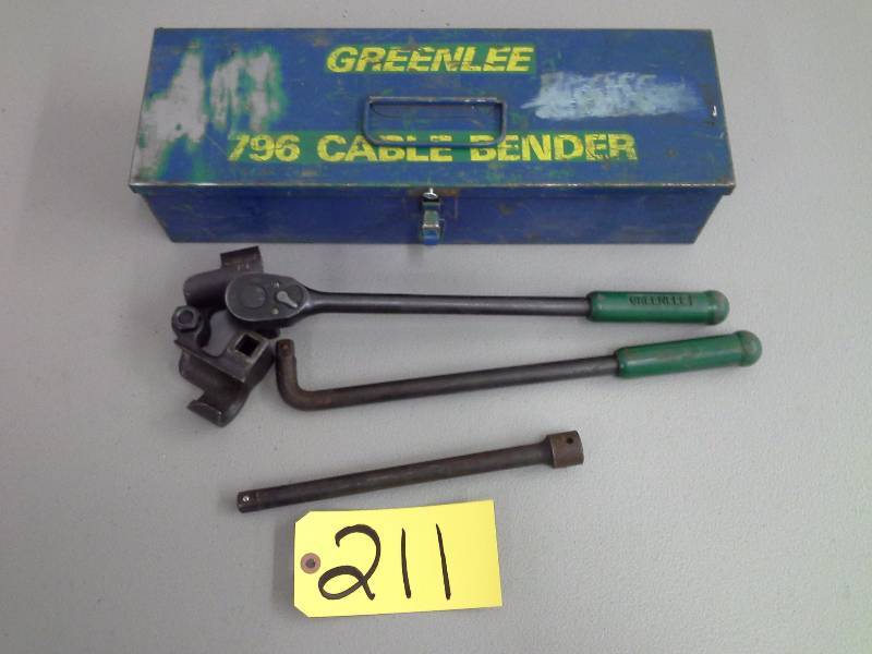 lot 211 image: Greenlee 796 Cable Bender
