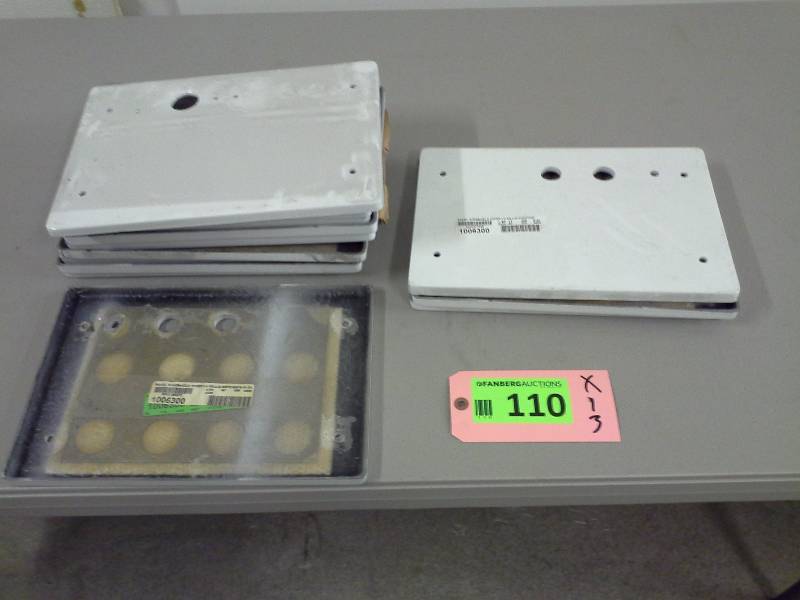 PANEL WINDSHIELD WIPER LH GILLIG PHANTOM
