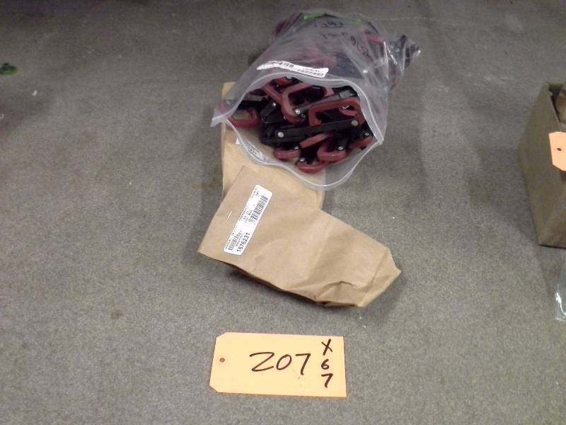 HANDLE PASS. WINDOW EMERGENCY-LEFT GILLIG 82-02885-201