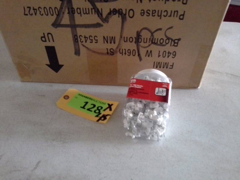(45) Gardner Bender 12  NM Plastic Cable Staples