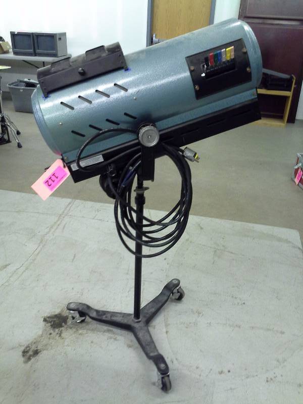 lot 112 image: (1)Altman Followspot light 902