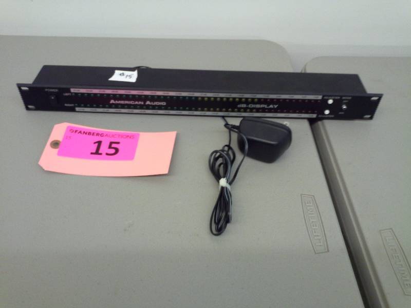 lot 15 image: (1) American Audio DB Display