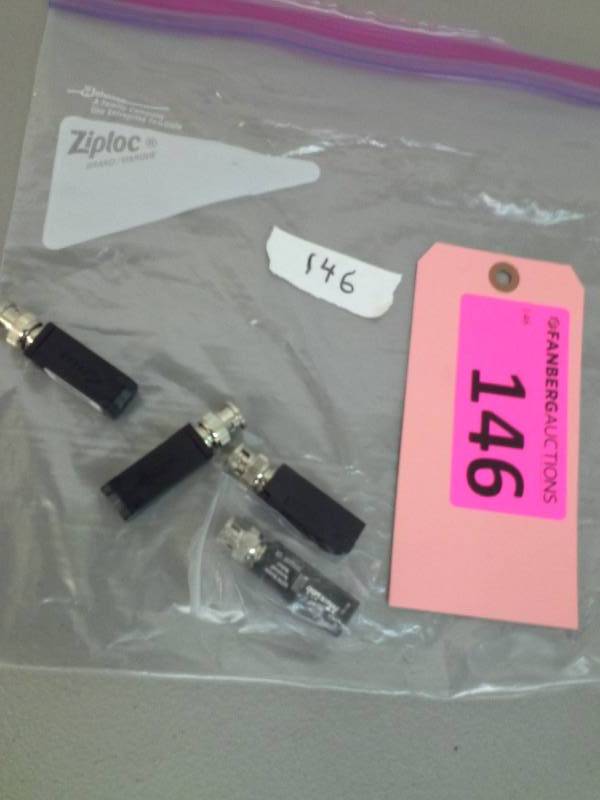 lot 146 image: (1) MuxLab CCTV BNC to twisted pair converter