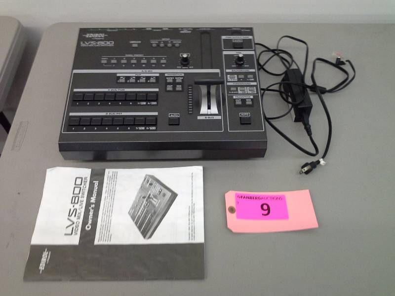 lot 9 image: (1) Roland Edirol 6 Channel Video Mixer LVS-800