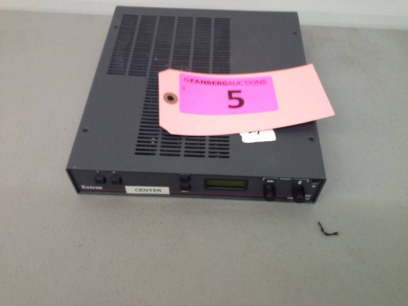 lot 5 image: (1) Extron Video scaler