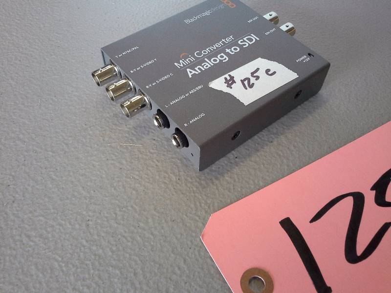 lot 125H image: (1) Blackmagicdesign Mini Converter Analog to SDI