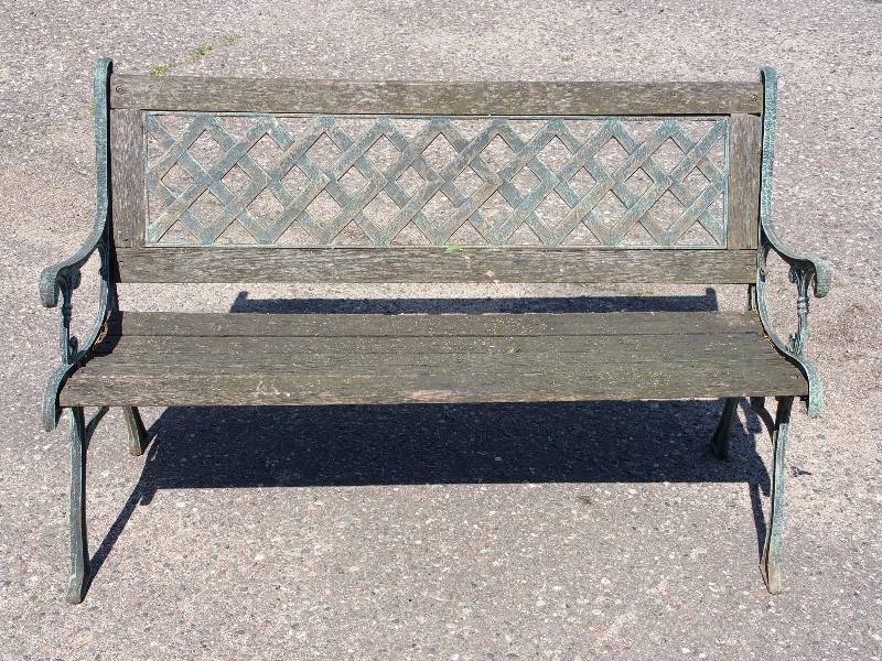 lot 16 image: Diamond Patterned Weathered Cast Iron Wood Bench