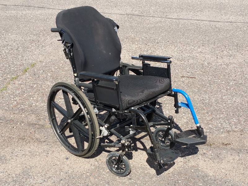 lot 29 image: Quickie TS Wheelchair