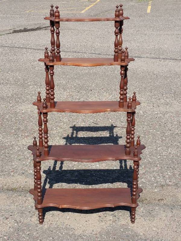 lot 32 image: Victorian Whatnot Shelf