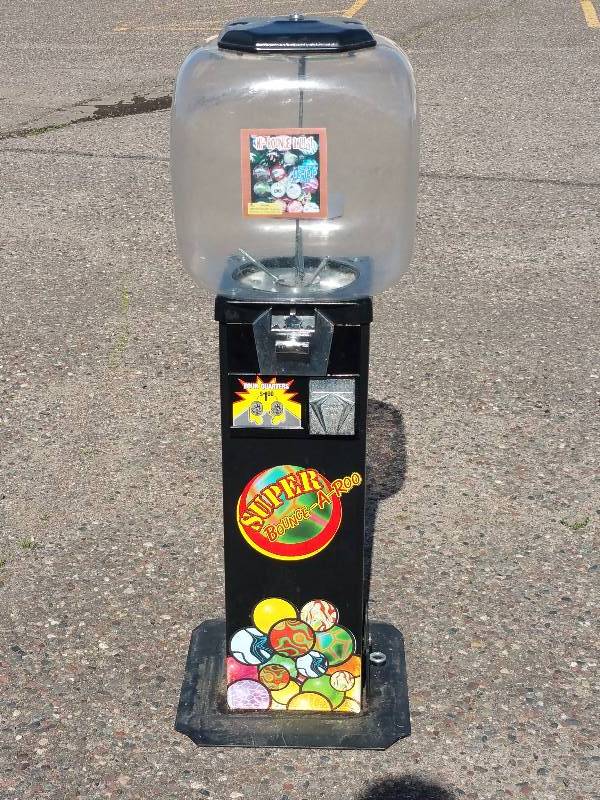 lot 40 image: Super Bounce-A-Roo Hi-Bounce Ball Dispenser