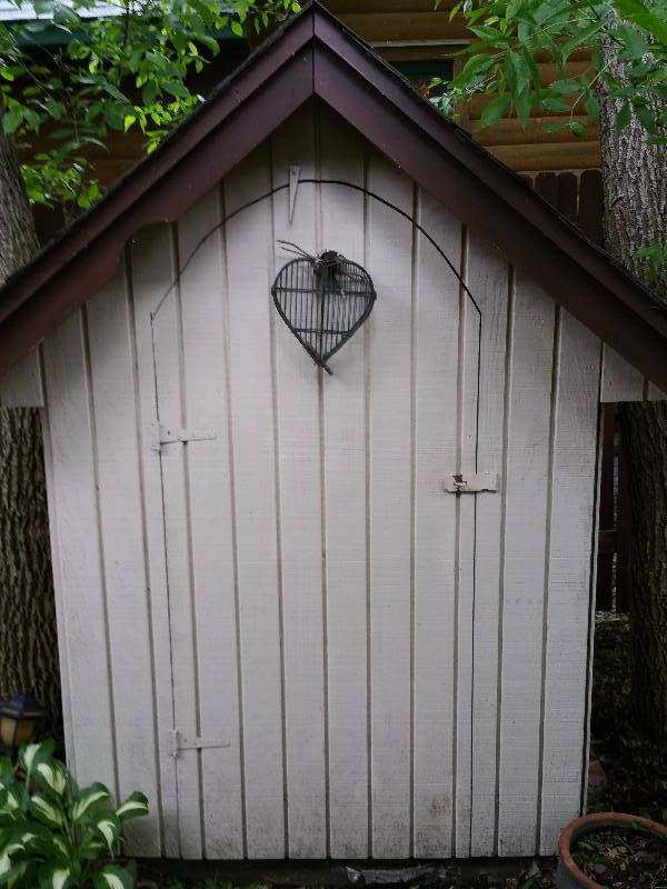 lot 2 image: Garden Shed