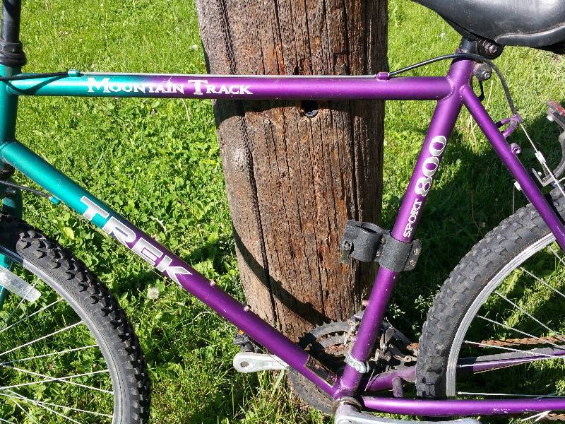 lot 224 image: Trek Sport 800 Mountain Bike