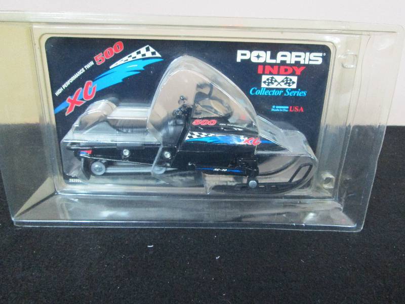 lot 72 image: Polaris Indy 500 XC Die cast Model