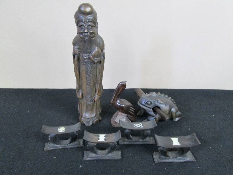 lot 160 image: Wood Carve Instruments
