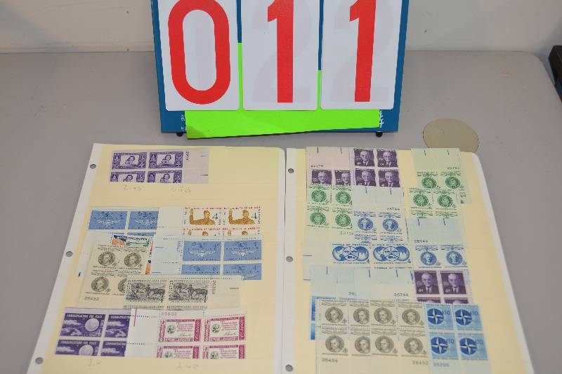 lot 11 image: Stamps