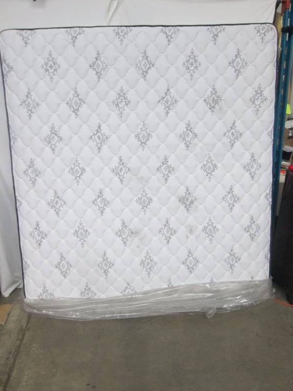 lot 4 image: Serta Lake Winds Perfect Sleeper Firm Mattress - King