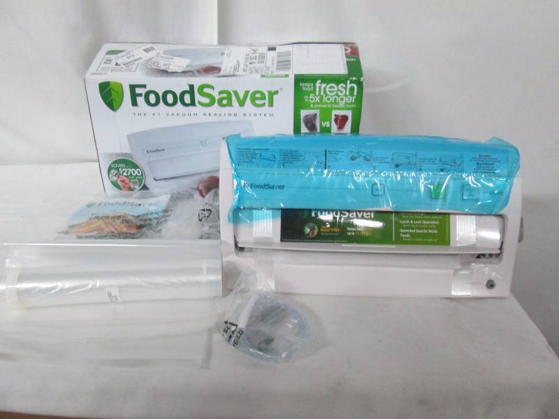 lot 20 image: FoodSaver Vertical Design Vacuum Sealing System