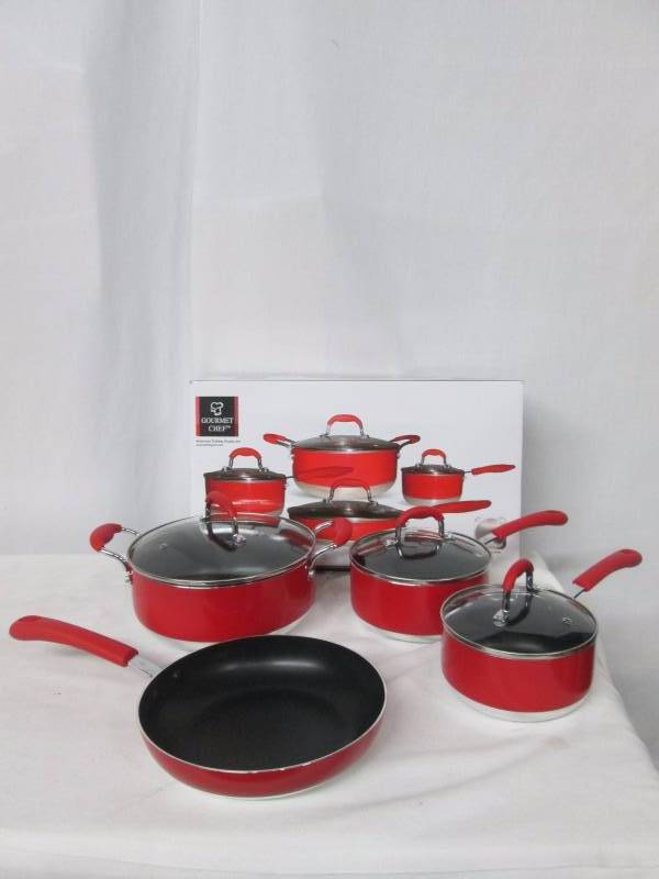 lot 29 image: Gourmet Chef 7-pc. Nonstick Aluminum Cookware Set
