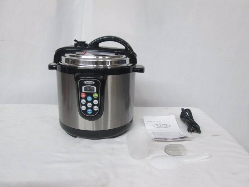 lot 17 image: Chefs Mark 5-Qt. Electric Pressure Cooker
