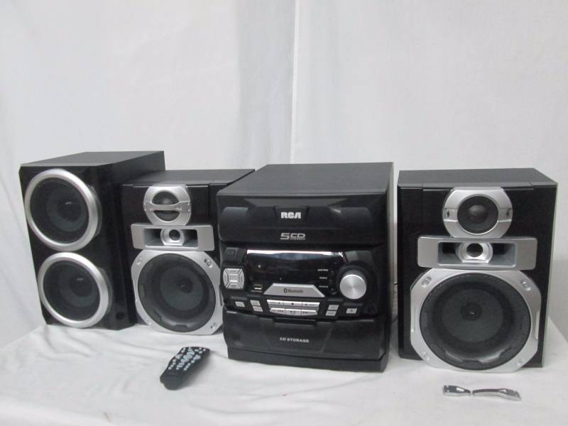lot 9 image: RCA 800-Watt 5-CD Bluetooth Sound System w Subwoofer
