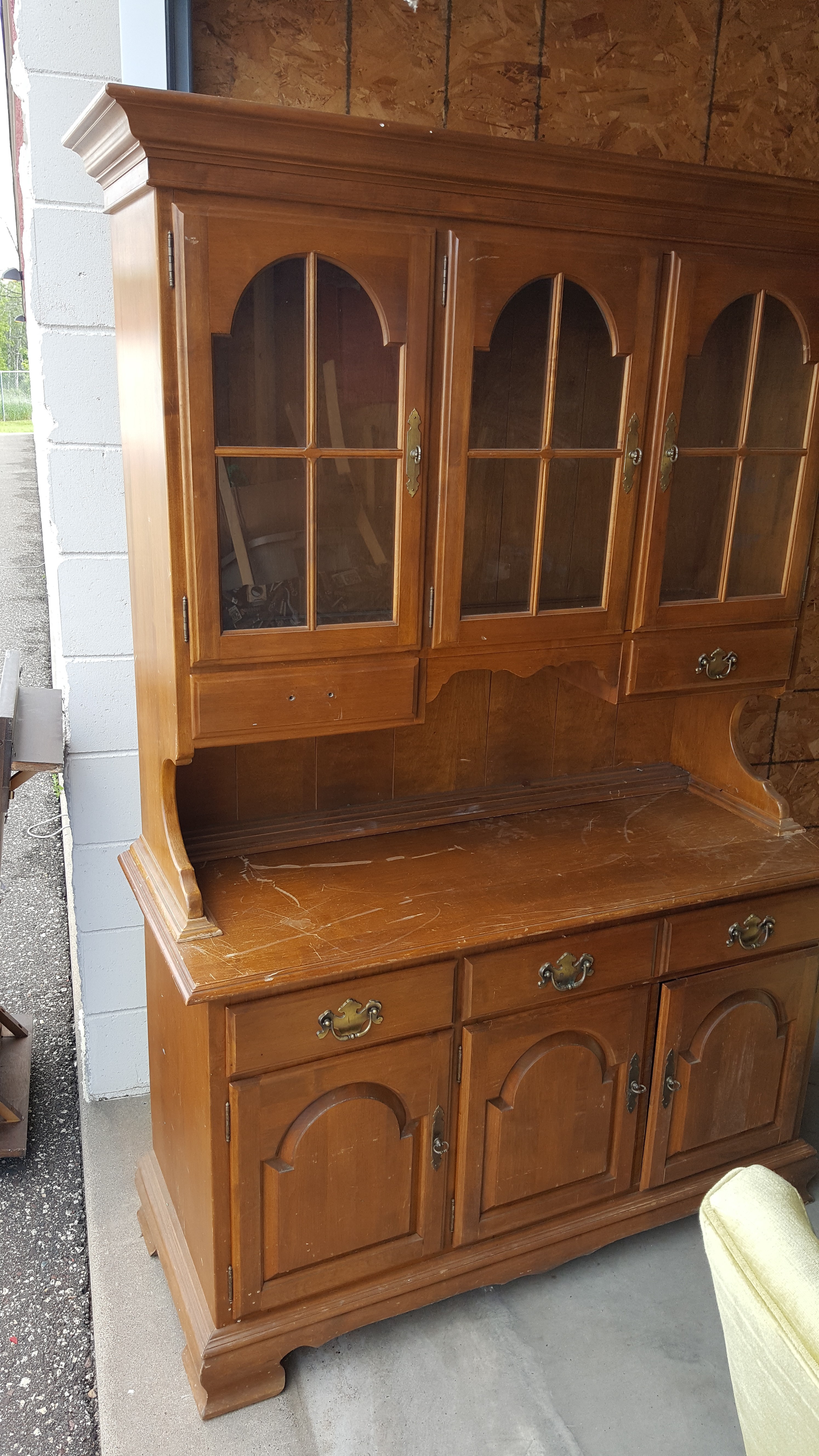 Three drawer hutch
