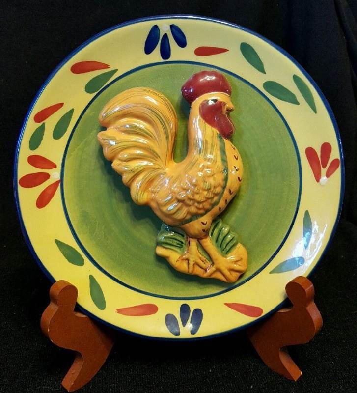 Provence rooster collection plate with extended rooster