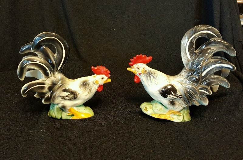 Two ceramic roosters & William Sonoma chicken pasta bowl