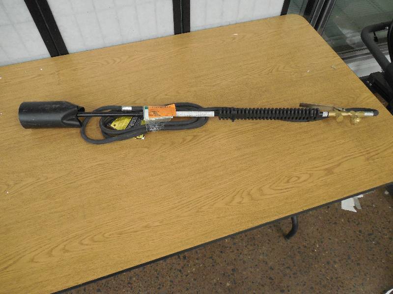 lot 40 image: Inferno Propane Torch Kit