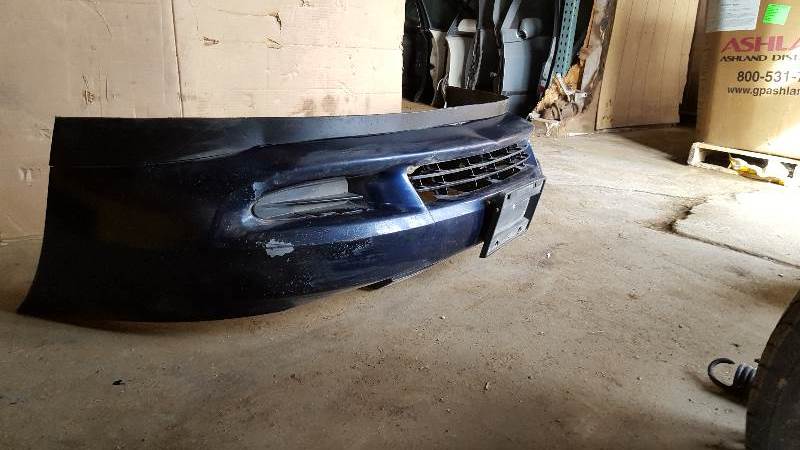 2001 Saurn S Series front bumper