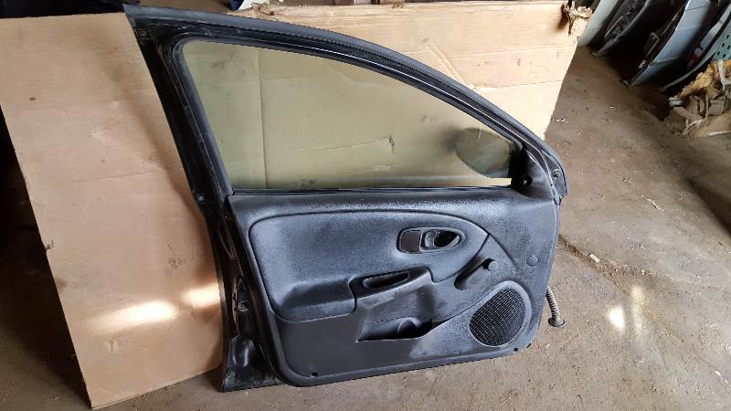 2001 Saturn S Series doors - all 4