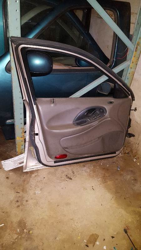 1996-2005 Ford Taurus doors all four