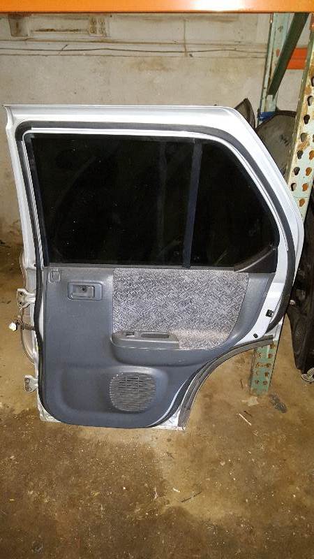 2001 Isuzu Doors - passenger side front and back
