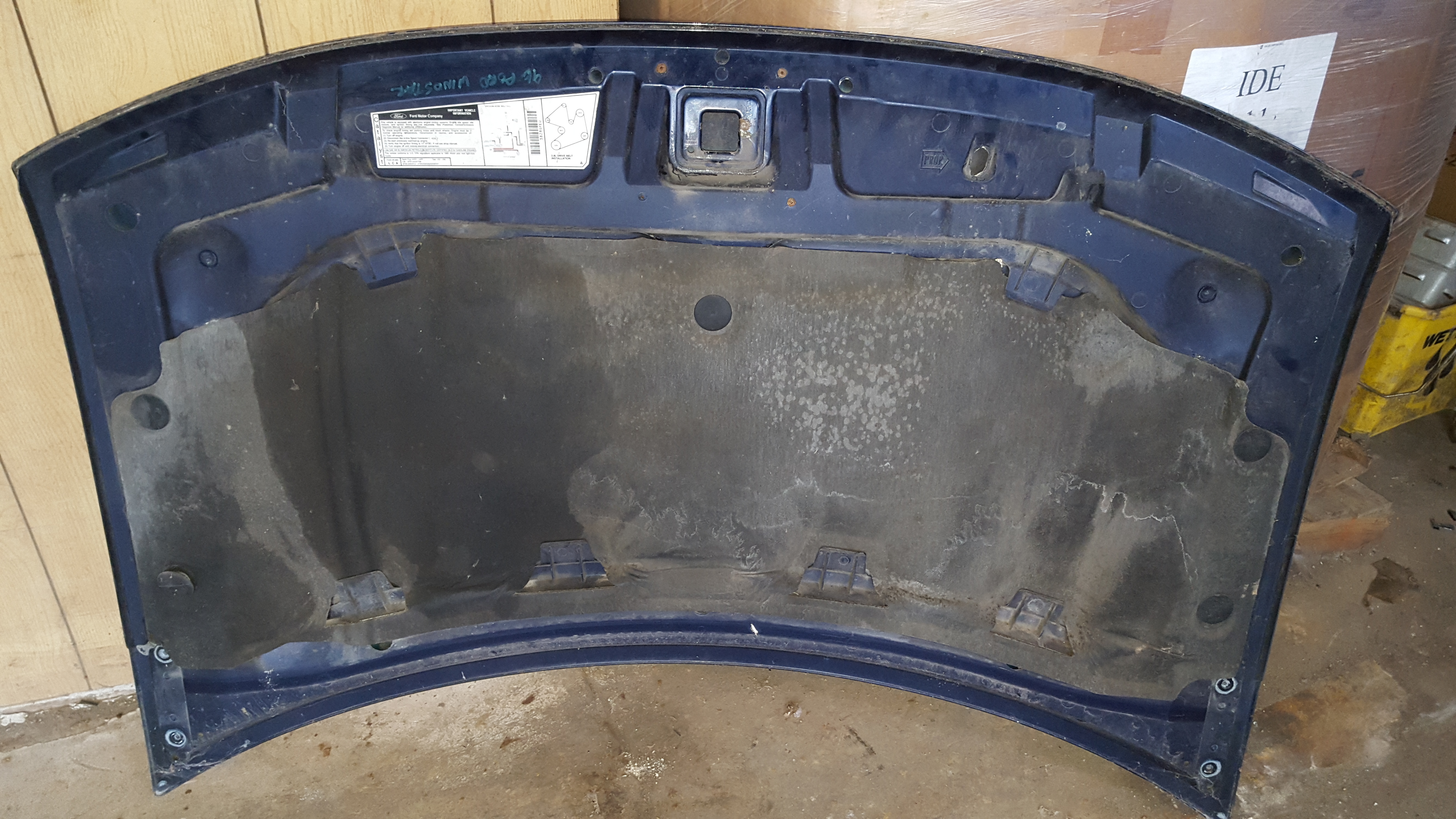 1995 - 2003 Ford WIndstar hood