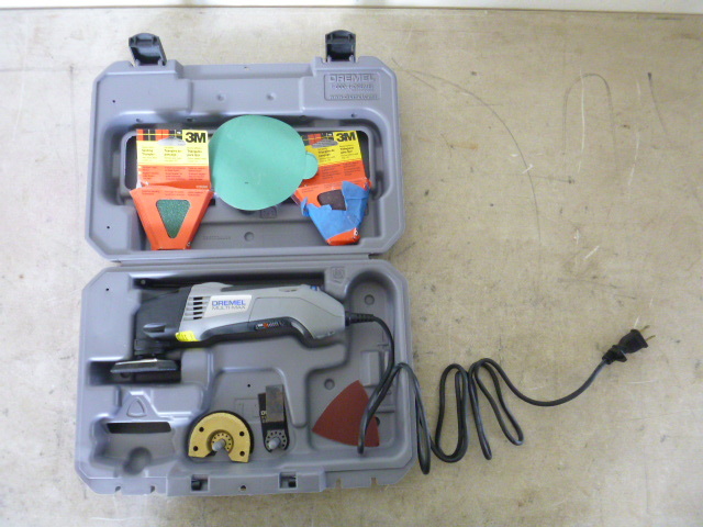 lot 30 image: Dremel Multi-Max Sander