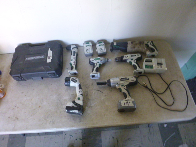 lot 55 image: Miscellaneous Masterforce Power Tools