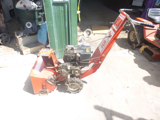 lot 131 image: Atlas Snowblower